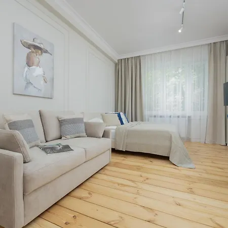 Elegant Apartments Grojecka In Warsaw By Noclegi Renters Exteriér fotografie