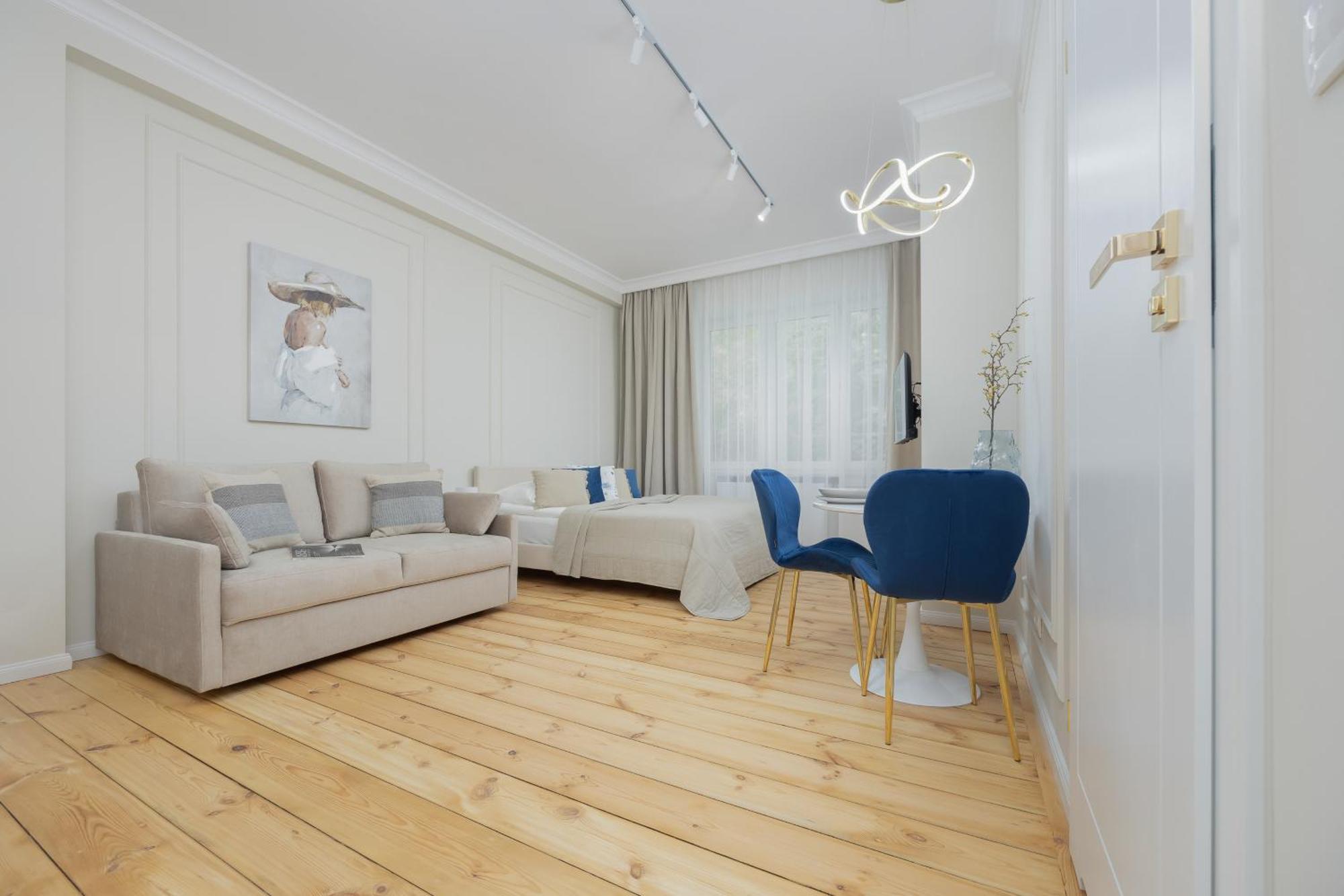 Elegant Grojecka In By Renters Appartamento *