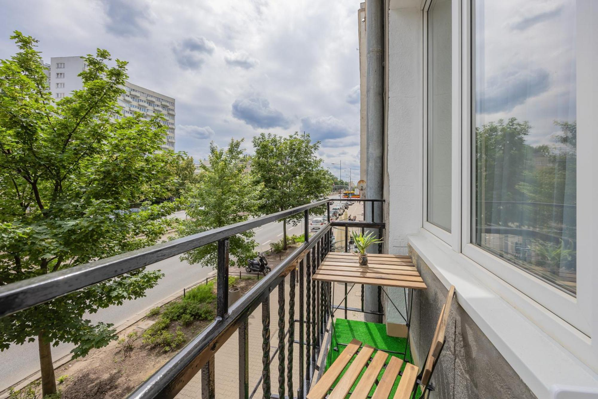 Appartamento Elegant Grojecka In By Renters