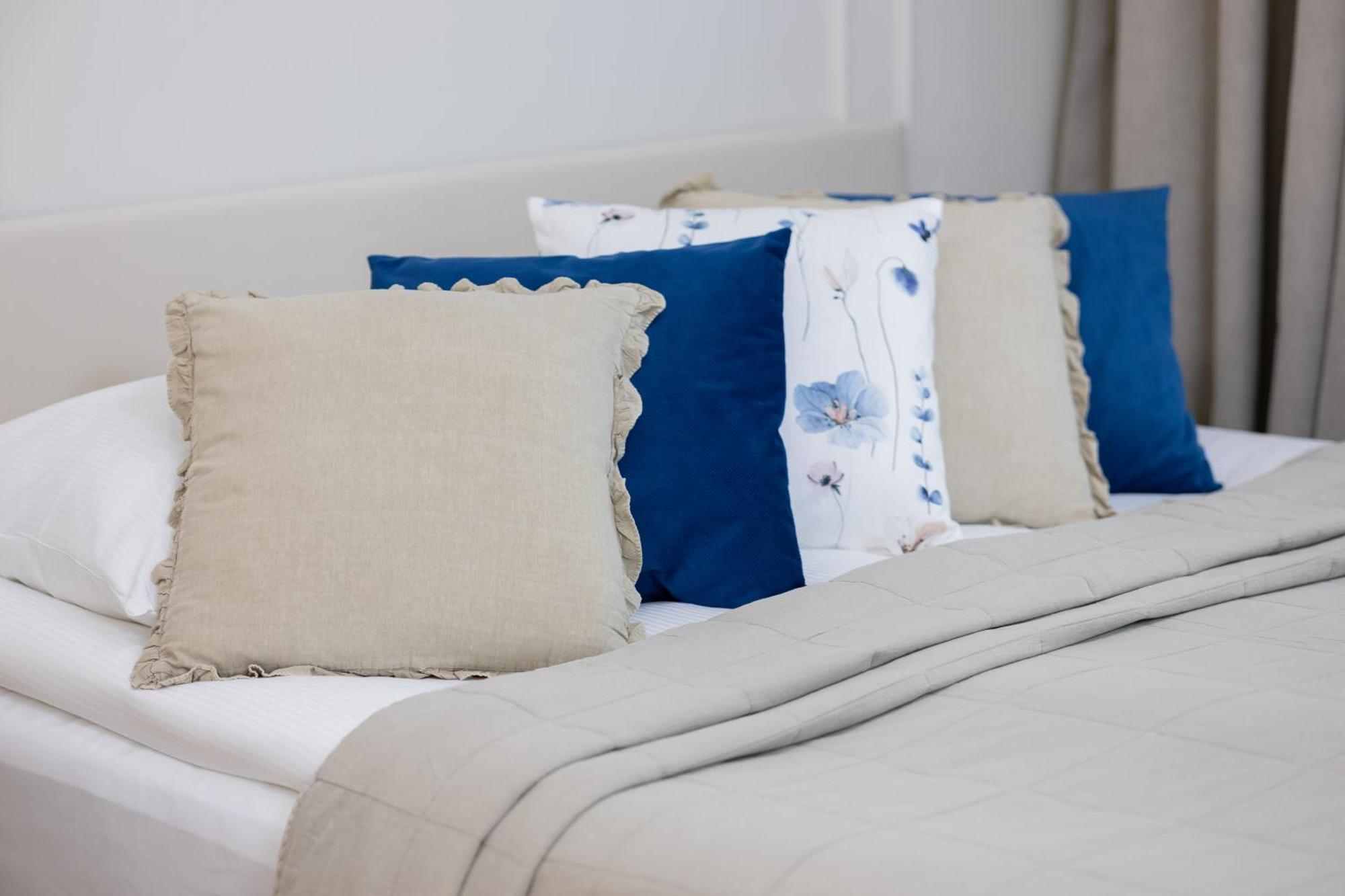 Appartamento Elegant Grojecka In By Renters Varsavia